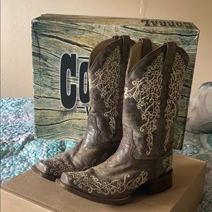 Vintage Corral Cowboy Boots